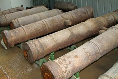 BEIJING - 24 Mayıs: Antik Çin demir topu, Çin askeri müzesinde, 24 Mayıs 2014, Pekin, Chin