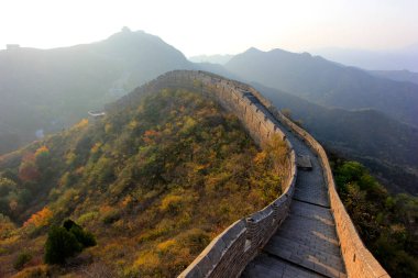 Jinshanling Çin Seddi manzarası