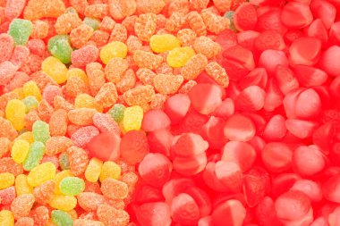 Renkli şekerleme şekerlemeleri, yakın plan fotoğraf.