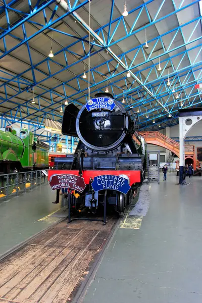 York - 30 Mart: İngiliz Demiryolu Lokomotif Müzesi, 30 Mart 2016, Yorkshire, İngiltere.