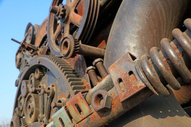 Mekanik yay aygıtı, fotoğrafa yakın çekim