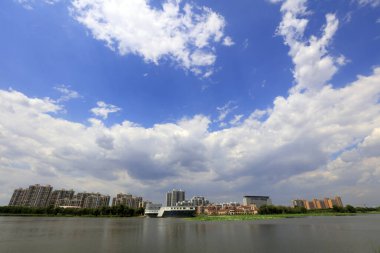 Waterfront City 'nin yaz manzarası, Tangshan City, Çin