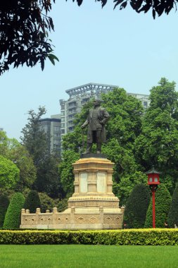 Guangzhou, Çin - 5 Nisan 2019: Zhongshan Memorial Hall 'da Sun Yat-sen Heykeli, Guangzhou, Guangdong Eyaleti, Çin