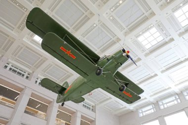 Pekin - 28 Haziran 2019: Savaşçılar havada asılı, Çin Halk Devrimci Askeri Müzesi, Pekin, Çin