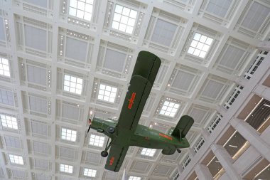 Pekin - 28 Haziran 2019: Savaşçılar havada asılı, Çin Halk Devrimci Askeri Müzesi, Pekin, Çin