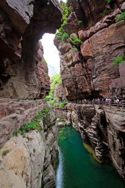 Yuntai Dağı manzaralı doğal manzara, Jiaozuo şehri, Henan bölgesi, Çin.