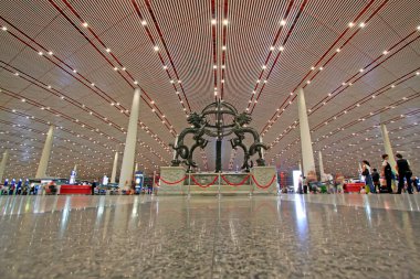 Eski armiller küre modeli, Pekin 'in başkenti uluslararası havaalanı T3 terminal binası, Çin