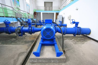 Mekanik ekipmanların su ikmal pompası istasyonu, yakın çekim