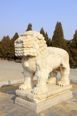 Çin antik aslan heykelleri