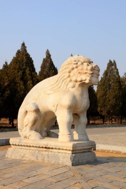 Çin antik hayvan heykelleri