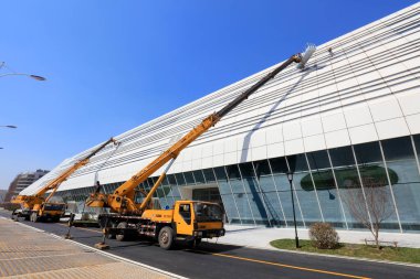 İnşaat alanı, fotoğrafa yakın çekim.