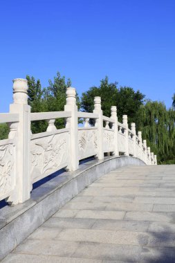 Tırabzan, fotoğrafa yakın çekim.