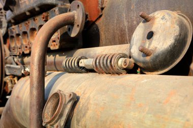 Mekanik yay aygıtı, fotoğrafa yakın çekim