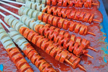 Baharatlı Çin atıştırmalıkları.