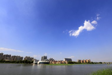 Waterfront City 'nin yaz manzarası, Tangshan City, Çin
