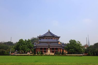 Guangzhou, Çin - 5 Nisan 2019: Guangdong Eyaleti Guangzhou 'daki Zhongshan Anıt Salonu Sahnesi, Çin
