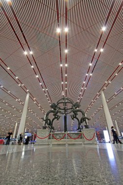 Eski armiller küre modeli, Pekin 'in başkenti uluslararası havaalanı T3 terminal binası, Çin