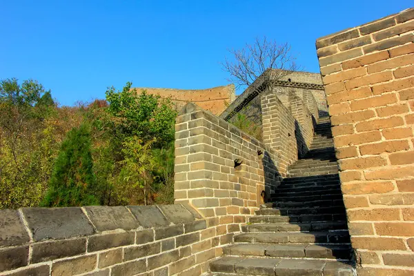 Jinshanling Çin Seddi manzarası