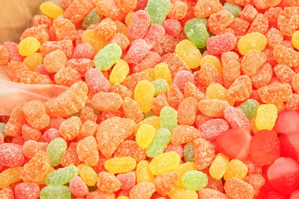 Renkli şekerleme şekerlemeleri, yakın plan fotoğraf.