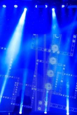 Mavi ışıklar, fotoğrafa yakın çekim.