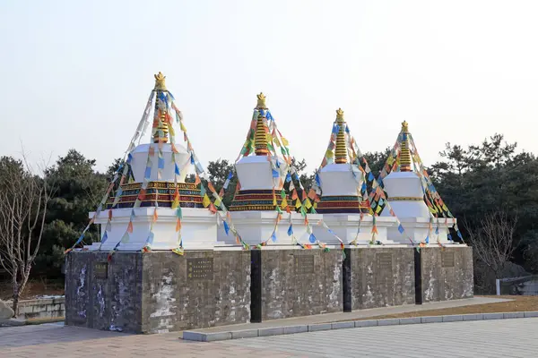 Çin Tapınaklarında Pagoda
