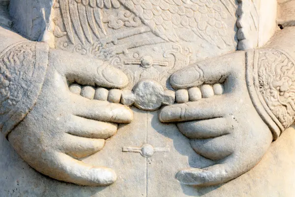 Çin antik taş oyma kolu