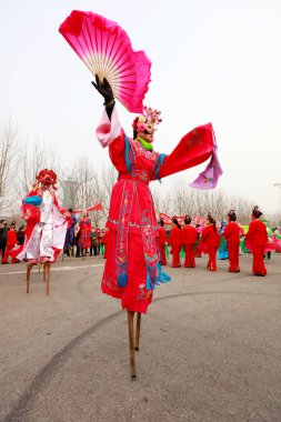 Fengnan County - 26 Şubat 2018: Yangge Dans Performansı, Fengnan County, Hebei Eyaleti, Çin