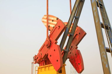 Dengeli kiriş pompalama ünitesi denge bloğu, fotoğrafa yakın çekim