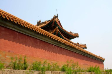 Qing Hanedanlığı Çin 'in Doğu Kraliyet Mezarlığı' ndaki Çin antik mimari manzarası.