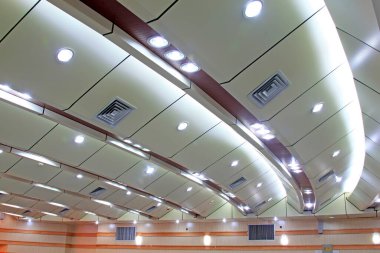 Oditoryum tavan aydınlatma efektleri
