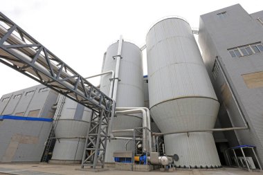 Kağıt fabrikasındaki makine ekipmanları