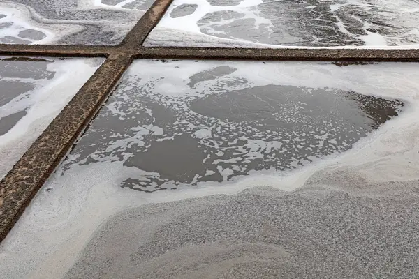 Lağım arıtma planının havalandırma tankı