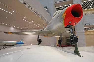 Pekin - 28 Haziran 2019: F-86F Bıçak Giyen Dövüşçü, Çin Halk Devrimci Askeri Müzesi, Pekin, Çin