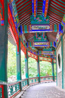 23 Mayıs 2014 'te Pekin' deki Pekin Parkı 'nda geleneksel tarz uzun koridor.