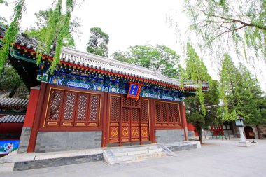23 Mayıs 2014 'te Beihai Park' taki Linguang Sarayı peyzaj mimarisi, Pekin, Chin