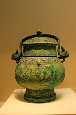 Çin - Geç ŞANG DYNASTY (C. 14th-11. CENTURIES BC): Bronz Sen (şarap kabı), Geç Shang Hanedanı (MÖ 14.14-11. yüzyıl), Çin Ulusal Müzesi, Pekin, Çin. 