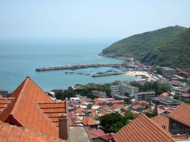 Kale balık köyü manzarası, Qingdao Şehri, Shandong bölgesi, Çin
