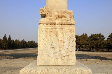 Çin antik taş oymaları