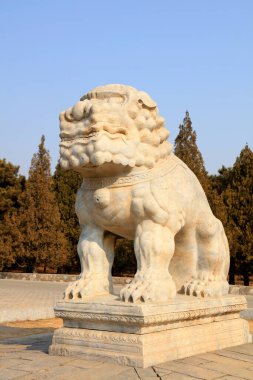 Çin antik aslan heykelleri