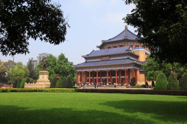 Guangzhou, Çin - 5 Nisan 2019: Guangdong Eyaleti Guangzhou 'daki Zhongshan Anıt Salonu Sahnesi, Çin