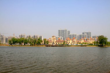 Çin şehir manzarası, yüksek binalar, yakın plan fotoğraflar.