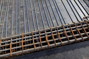 bükülmüş çelik çekiş, yakalama, fotoğrafa yakın çekim.