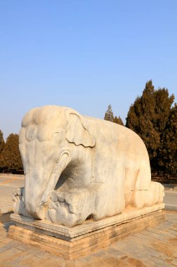 Çin antik fil heykelleri