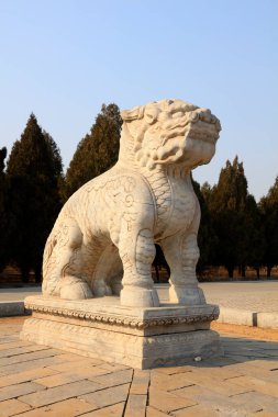 Çin antik Kylin heykelleri