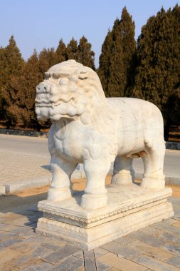 Çin antik hayvan heykelleri