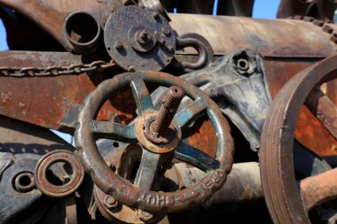 Paslı mekanik bileşenler, yakın çekim