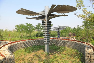 Eşitlikteki çelik yapı