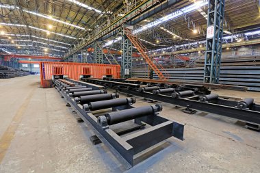 Deniz malzemeleri imalatının üretim hattı