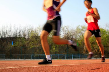 Uzun mesafe koşucusu, dinamik görüntü, fotoğrafın yakın çekimi