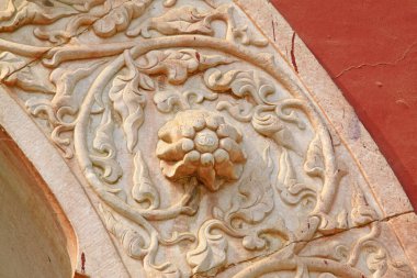 23 Mayıs 2014 'te Pekin' deki Pekin, Chin Park 'ta kaya oymacılığı.